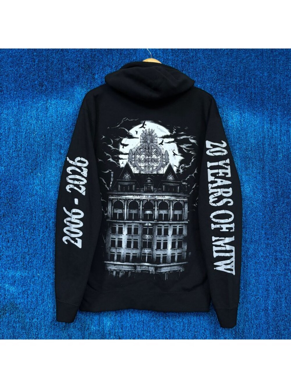 20 Years of Motionless in White Scranton PA Zip-Up Hoodie M